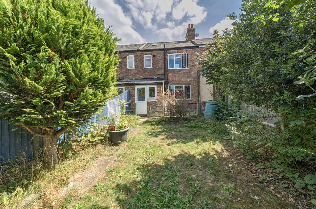 Hill Road, Mitcham, CR4 photo 4