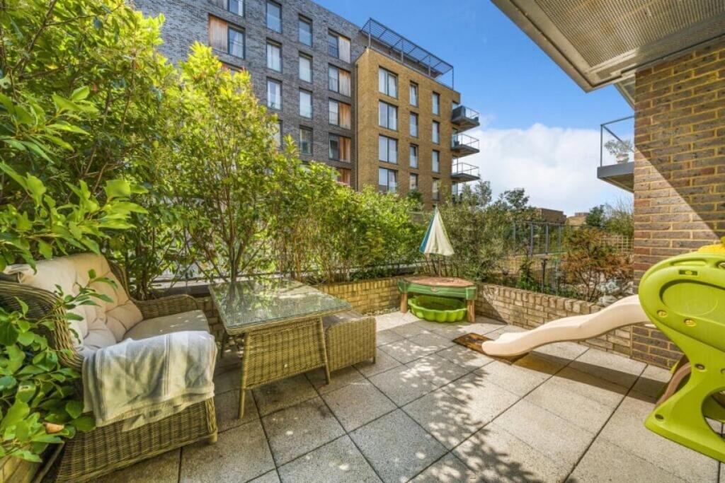Apartment in London, Royal Borough of Greenwich - View 5