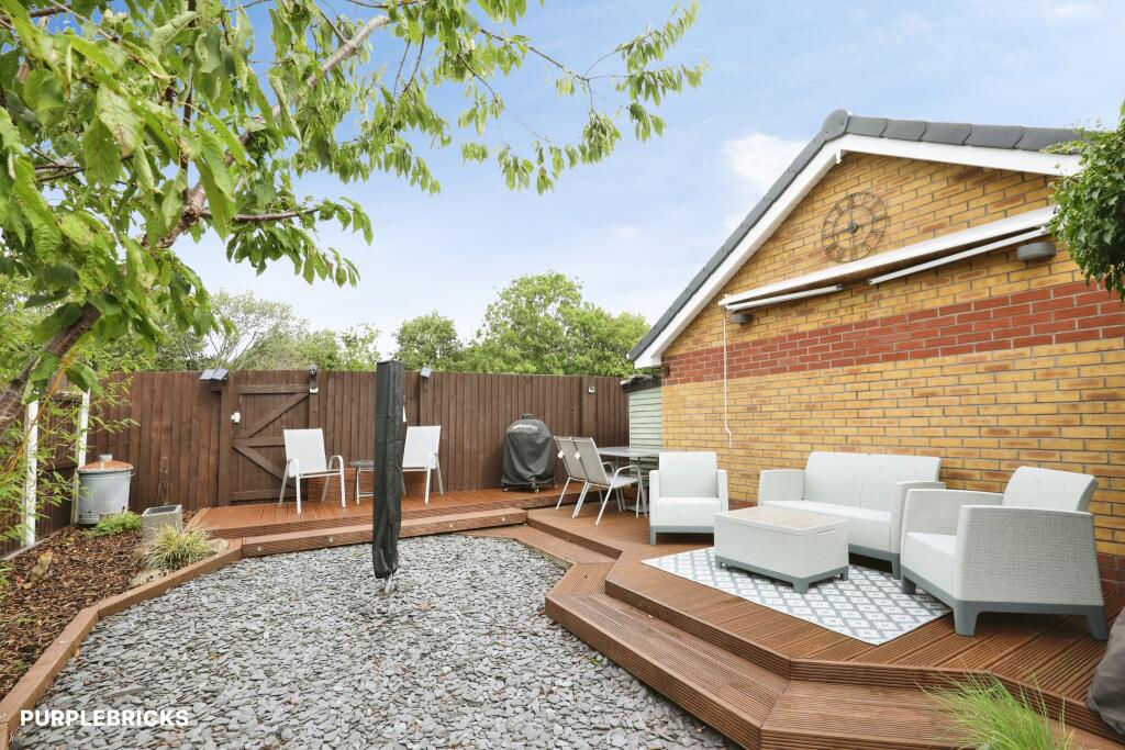 House in Newcastle-under-Lyme, Kidsgrove - View 3