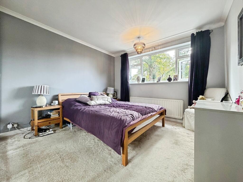 Apartment in Guildford - View 4