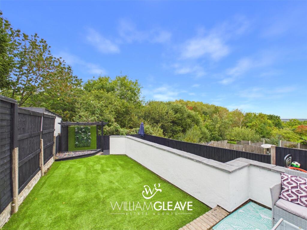 Uplands Avenue, Connah's Quay, Deeside, Flintshire, CH5 photo 2