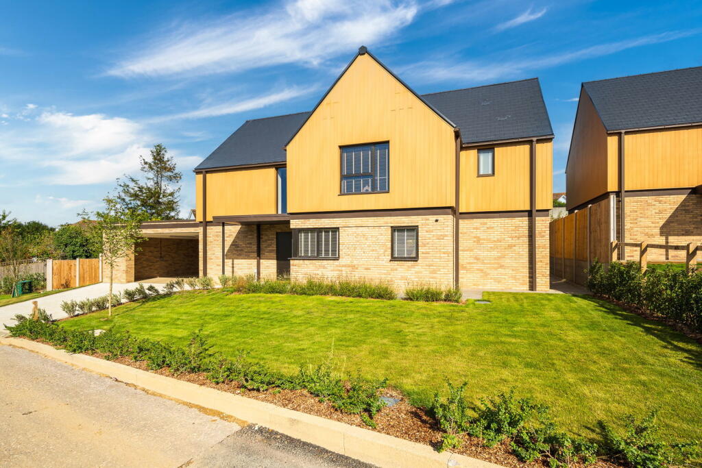 Main image of property: Samphire House, Blackhouse Rise, Hythe, Kent CT21 5UX