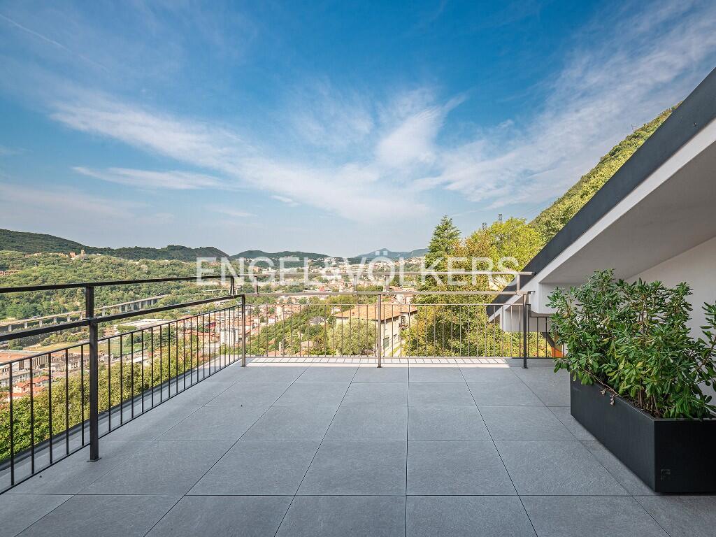 Main image of property: Cernobbio, Como, Lombardy