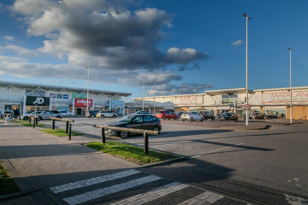 Nearby amenities