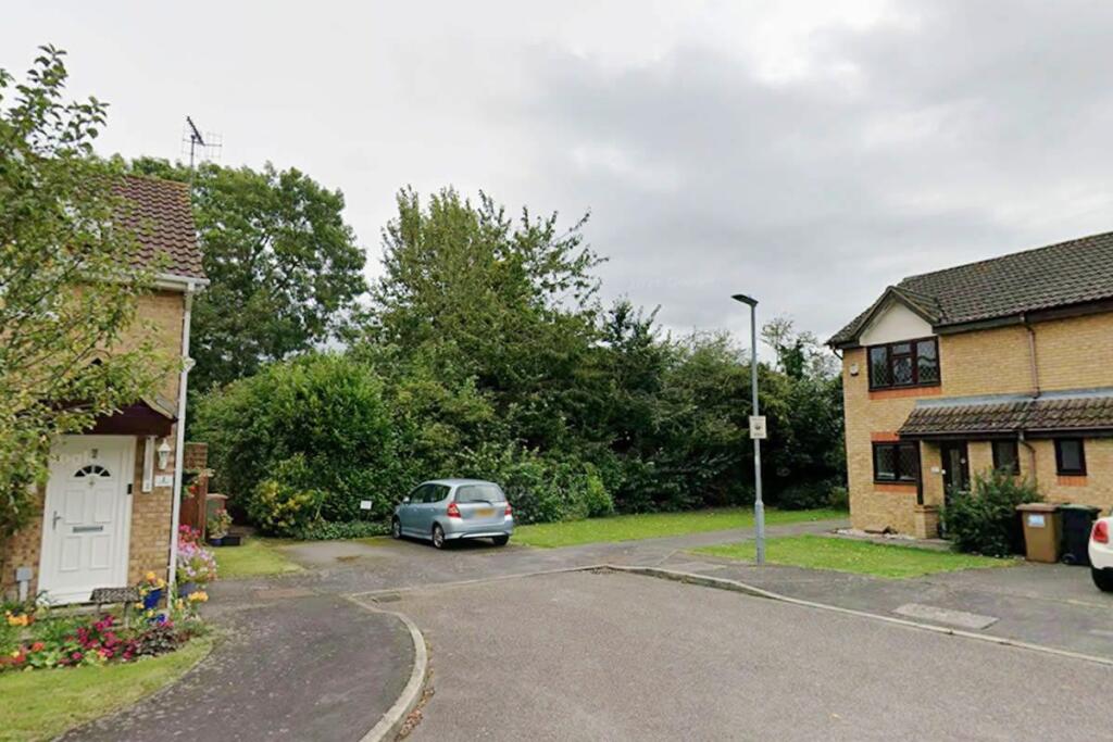 Main image of property:  Land at, Hill Farm Avenue, Abbots Langley, Watford, WD50DG