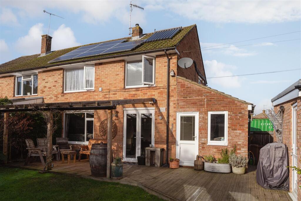 Main image of property: New Causeway, Reigate