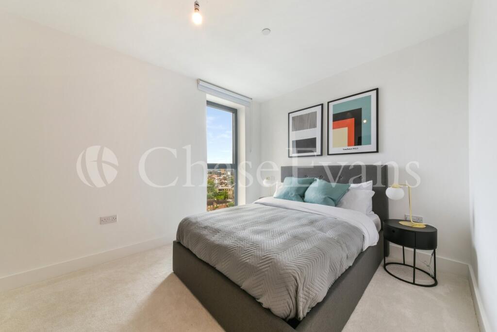 Apartment in Croydon - View 3