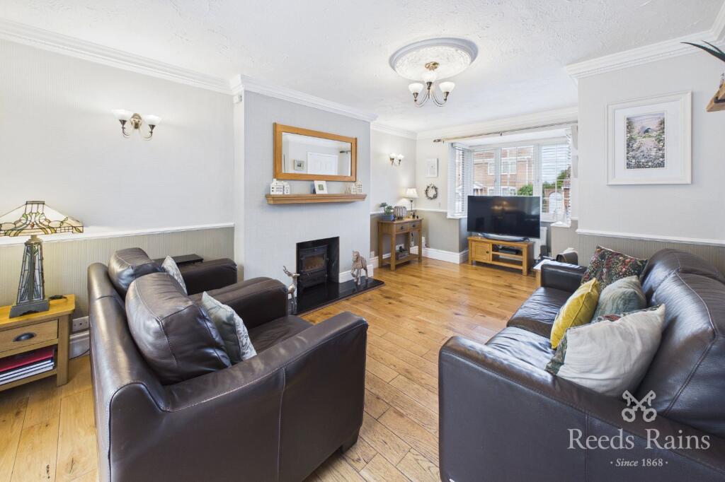 House in Wakefield - View 2