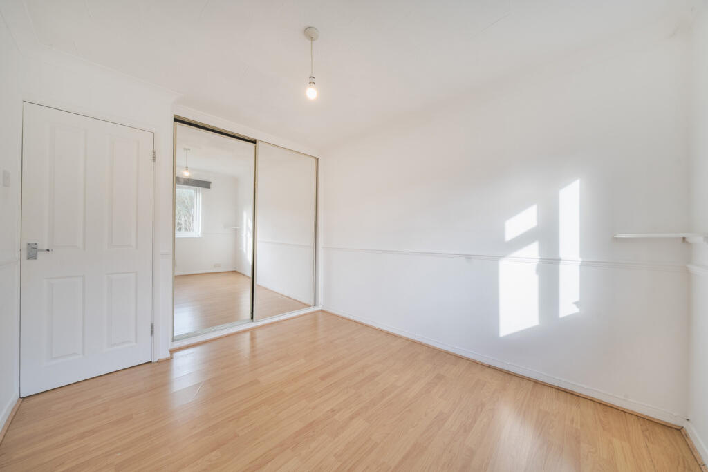 Apartment in Dartford - More