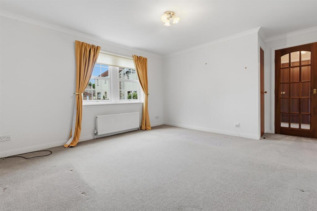 Apartment in Kirkcaldy - View 5