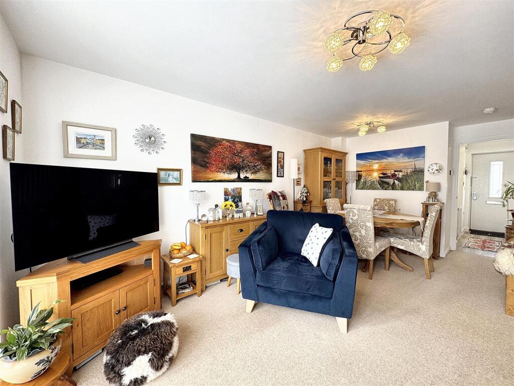House in Newport, Cefn, Rogerstone - View 2