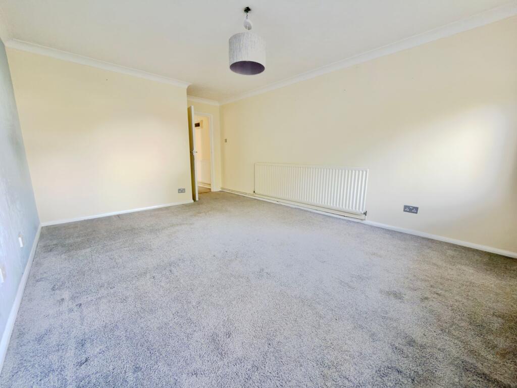 Apartment in Southampton - View 5