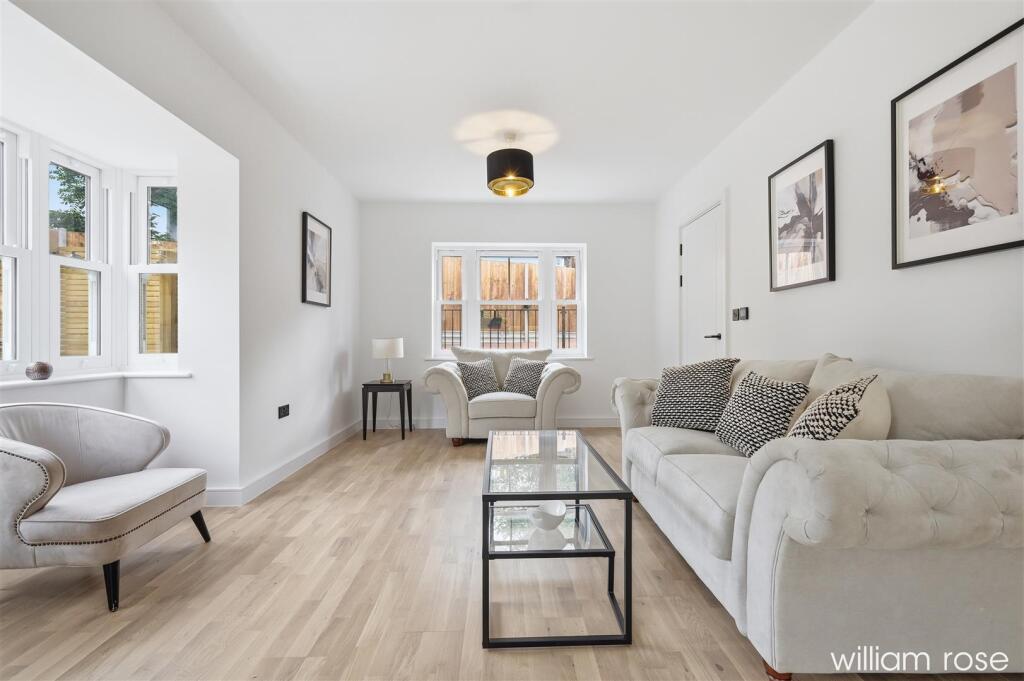 House in Ilford - View 4