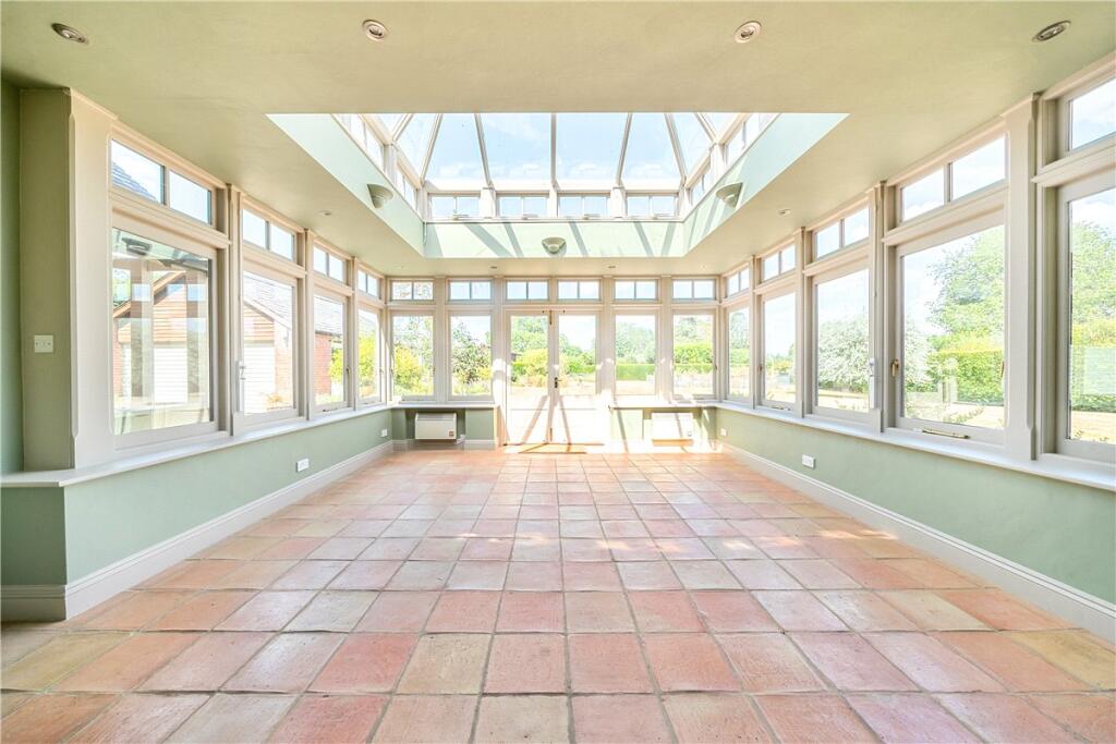 House in Swindon - View 3