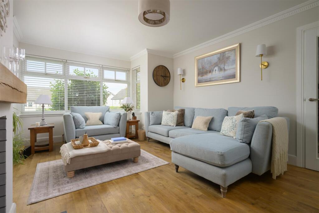 House in Perth - View 3