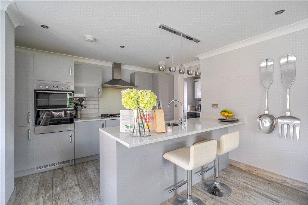 House in Southampton - View 4