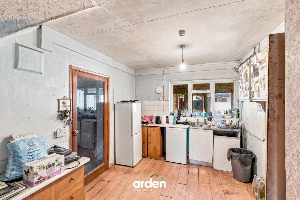 House in Worcester - View 5