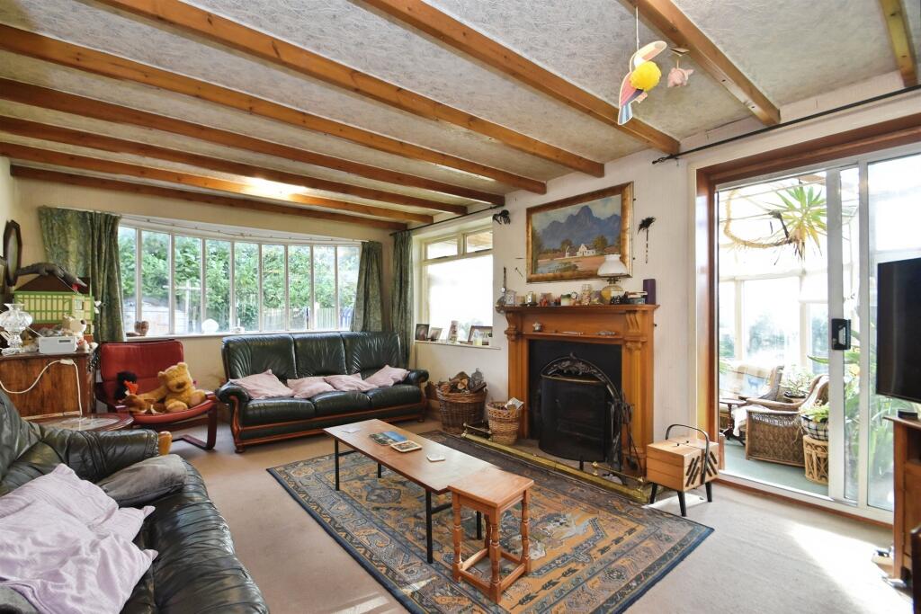 Sunhill Drive, Baildon, Shipley photo 3