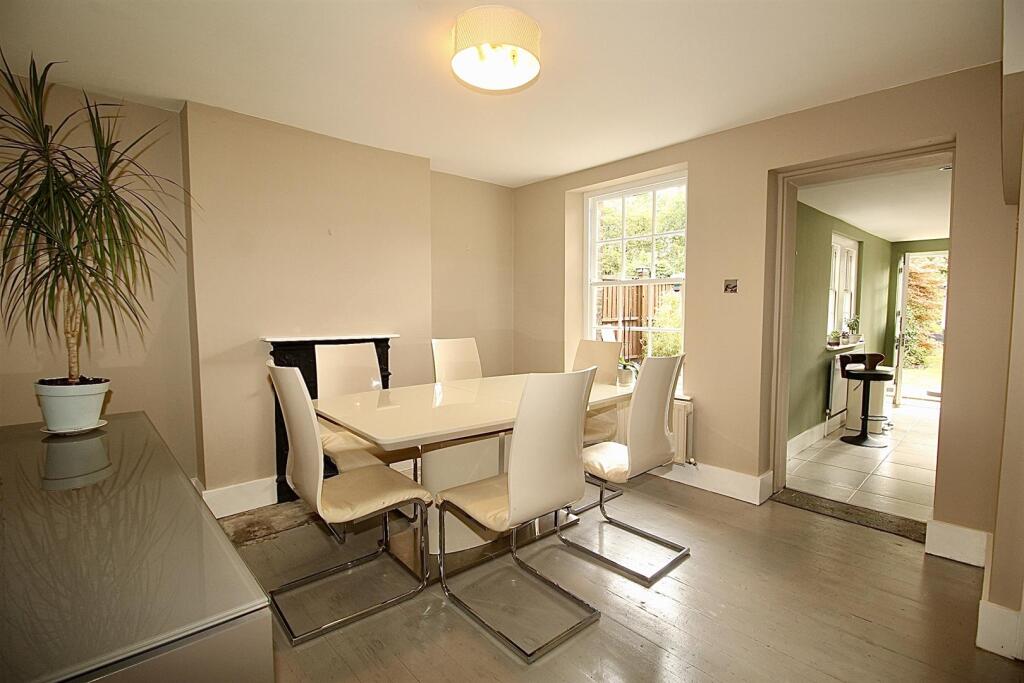 House in Enfield - More
