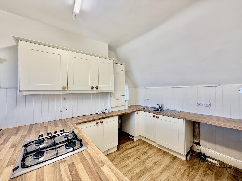 Apartment in Portsmouth - View 5