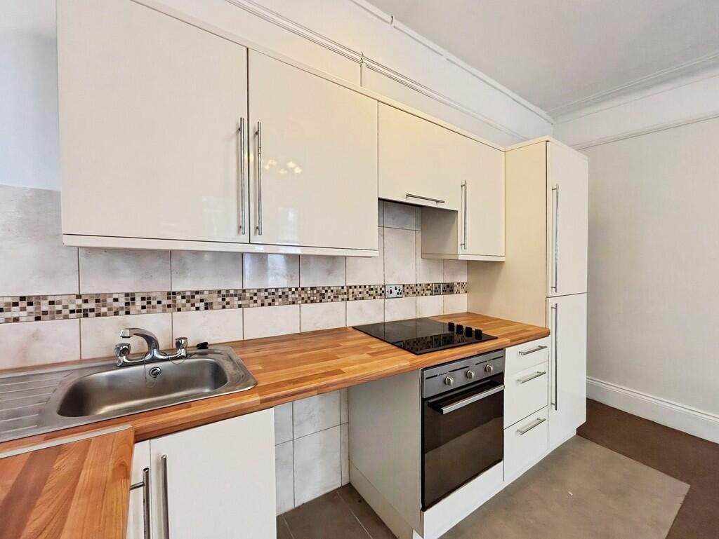 Additional image 2 of Hendford Hill, Yeovil