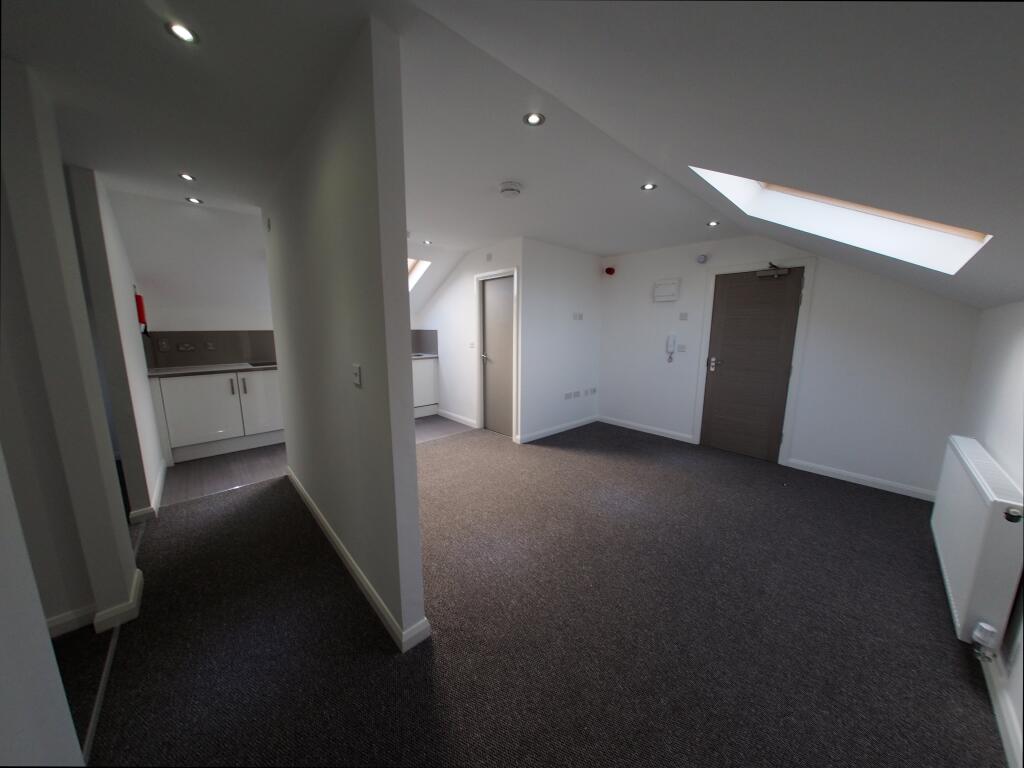 Apartment in Wigan, Greater Manchester - View 4
