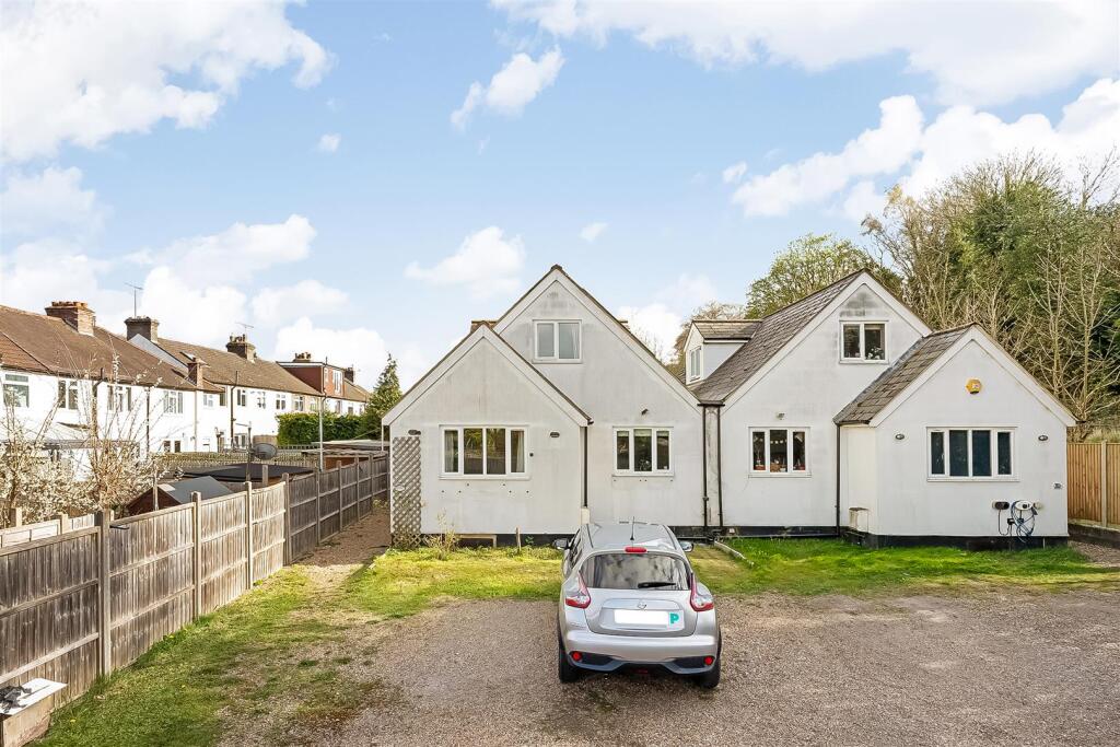 Main image of property: Godstone Road, Whyteleafe