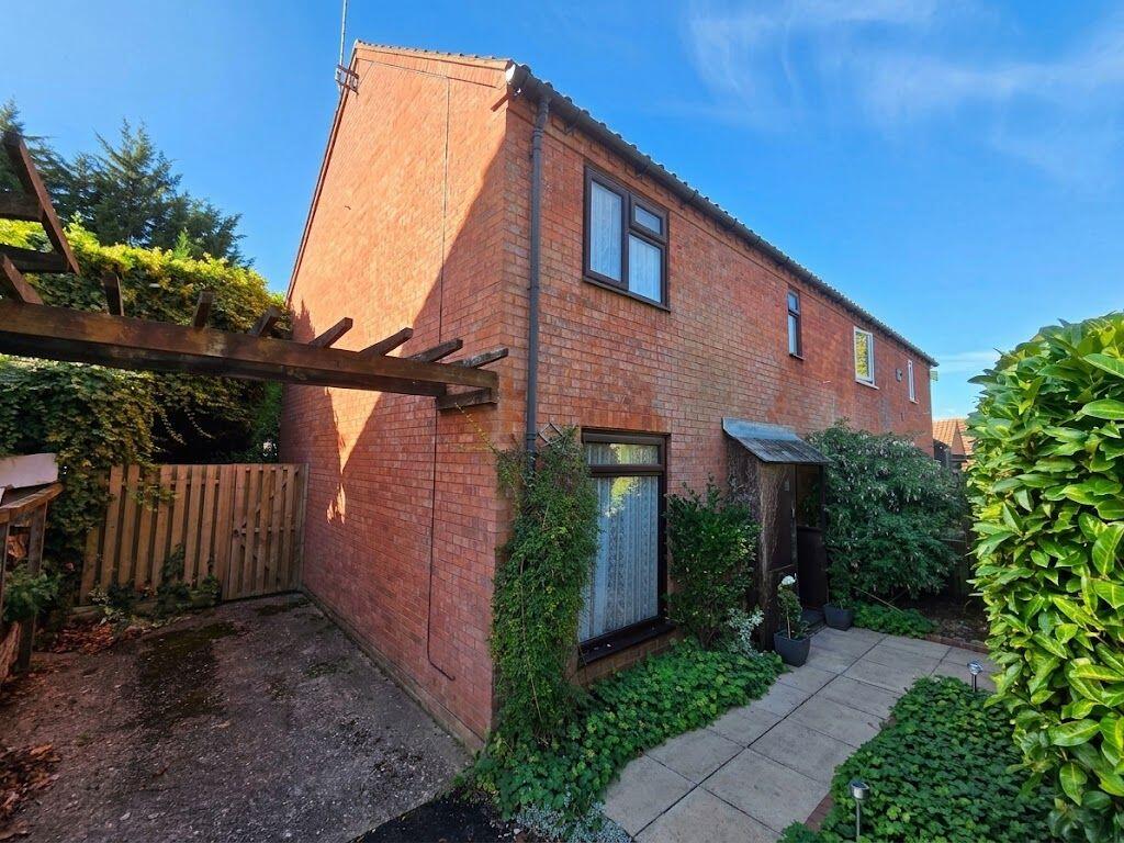 Main image of property: Hampson Close, Milton Keynes