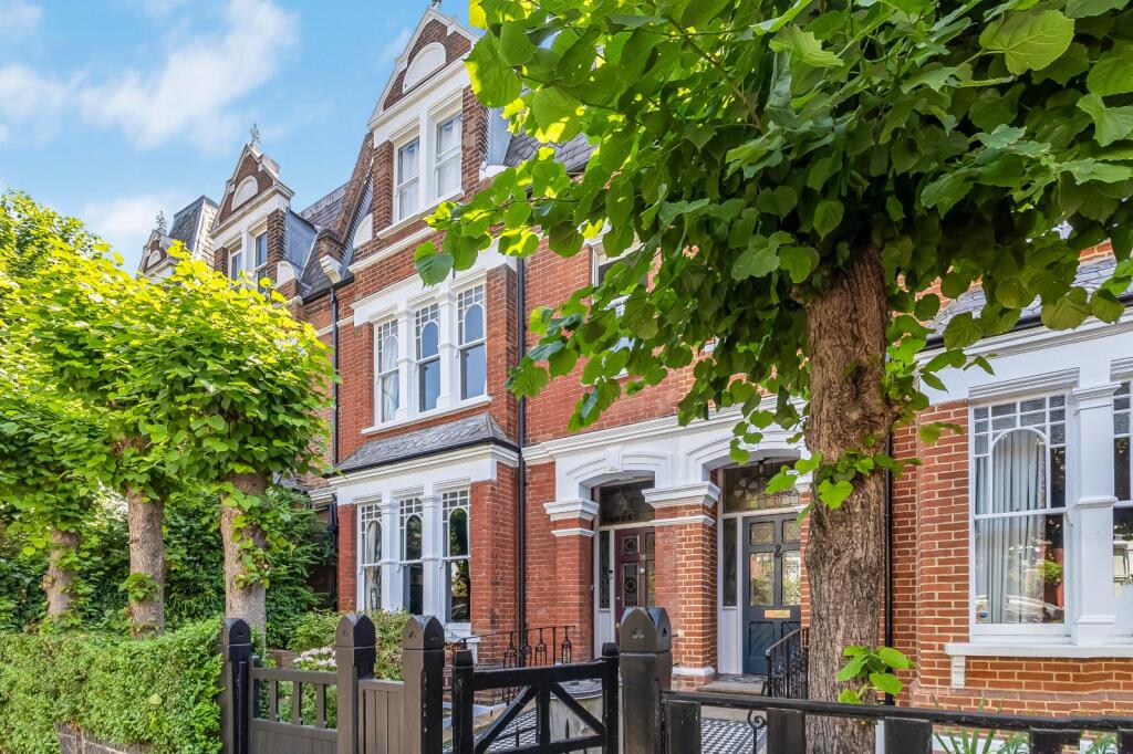 House in London - More