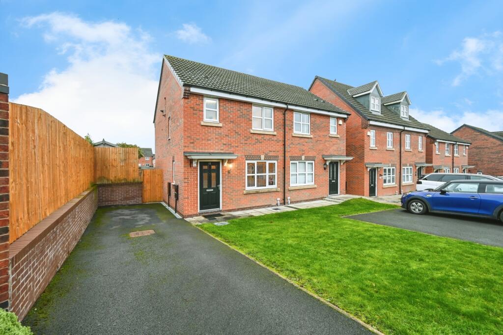 Main image of property: Bunhill Fields, Widnes, Cheshire, WA8