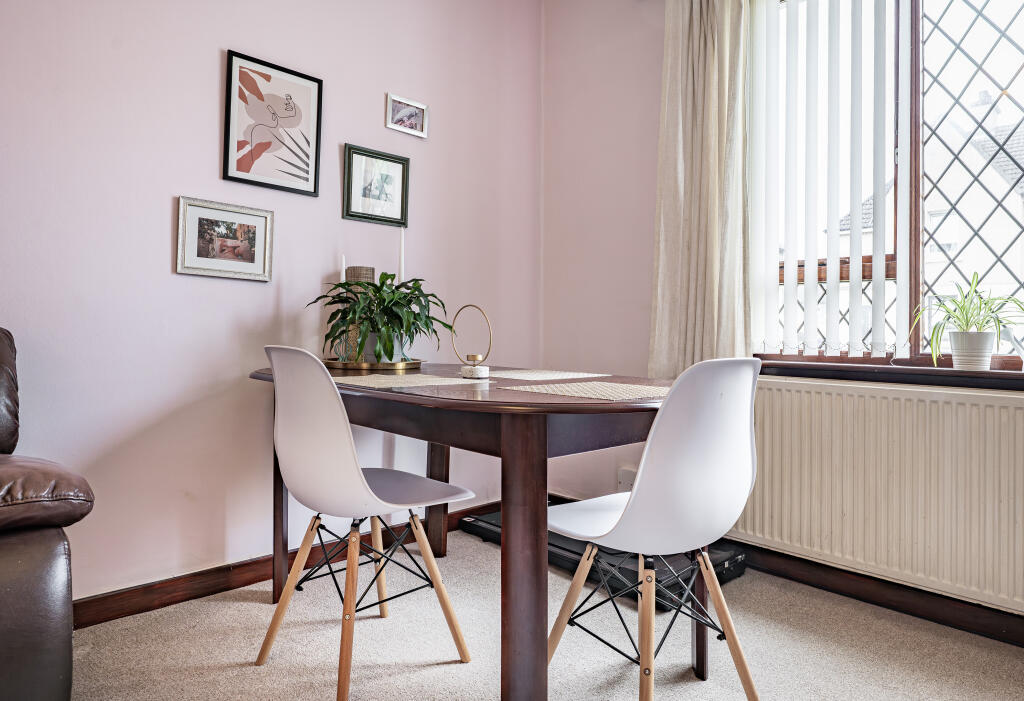 Apartment in Glasgow, Carmyle - View 6