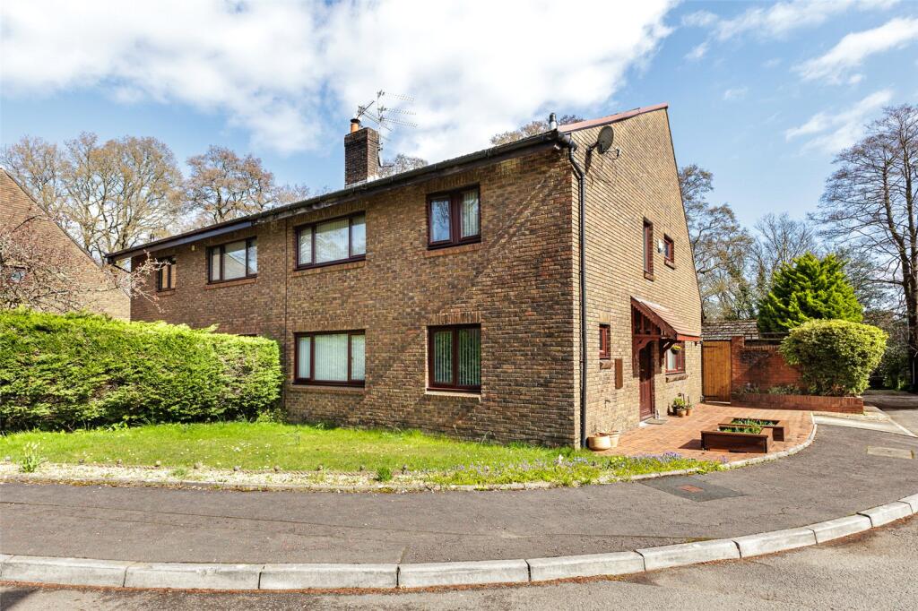 Main image of property: Pontfaen, Cyncoed, Cardiff., CF23