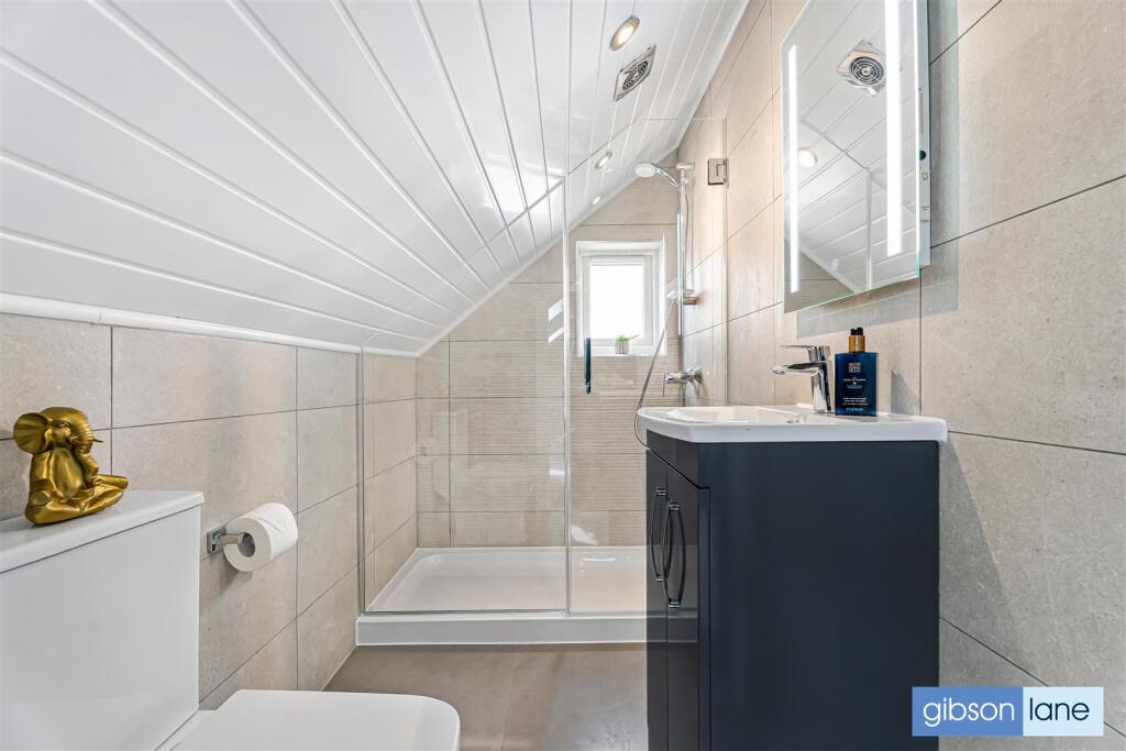 House in London, Surbiton - View 5