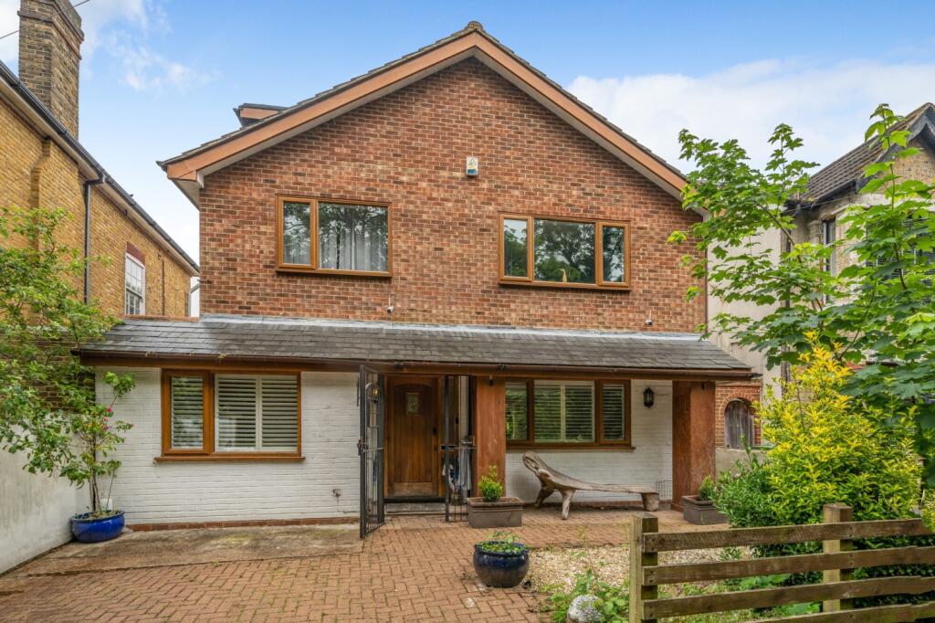 Main image of property: Pinewood Road London SE2