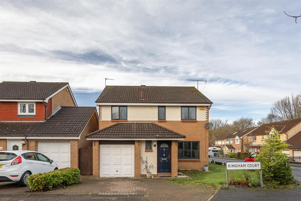 Kingham Court, South Gosforth, Newcastle upon Tyne photo 2