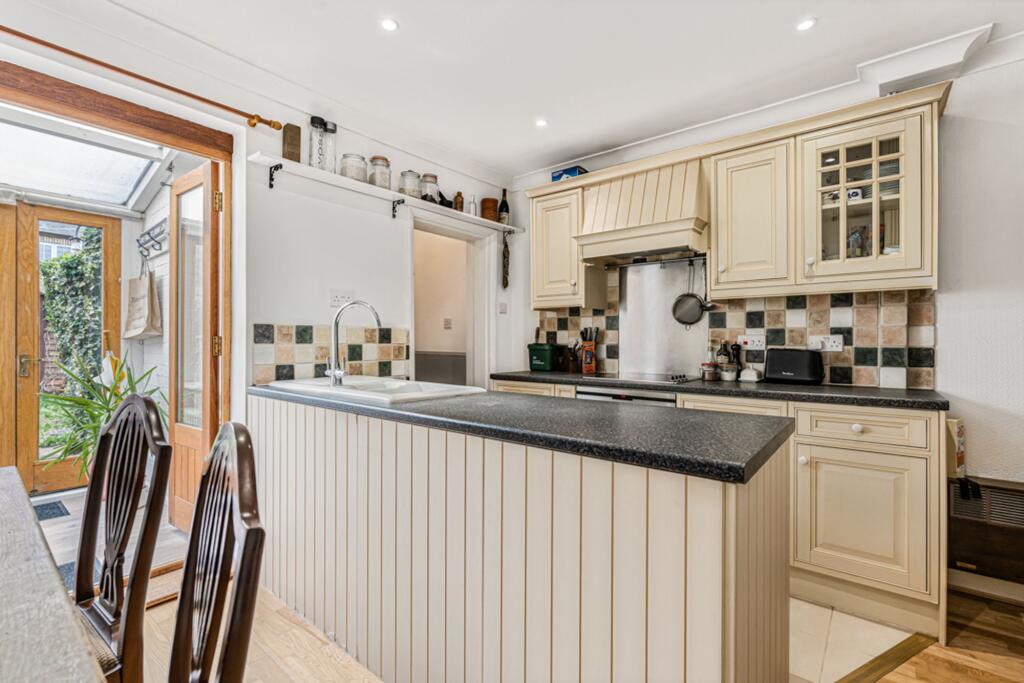 Oldhall Street, Hertford, SG14 photo 3