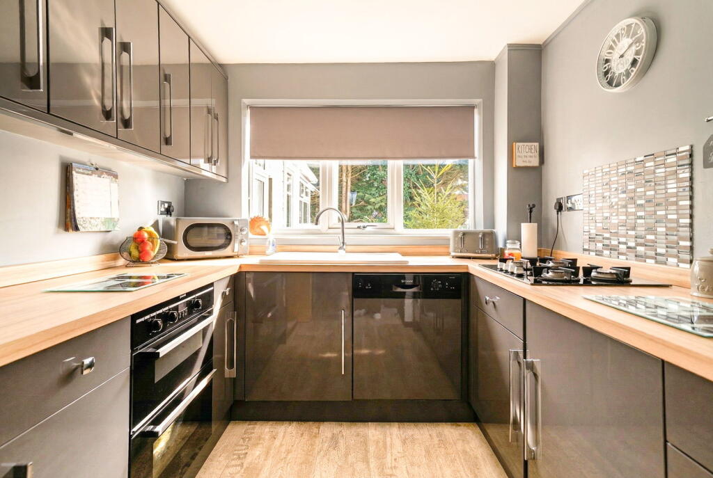 Additional image 4 of Saxon Wood Road, Cheswick Green