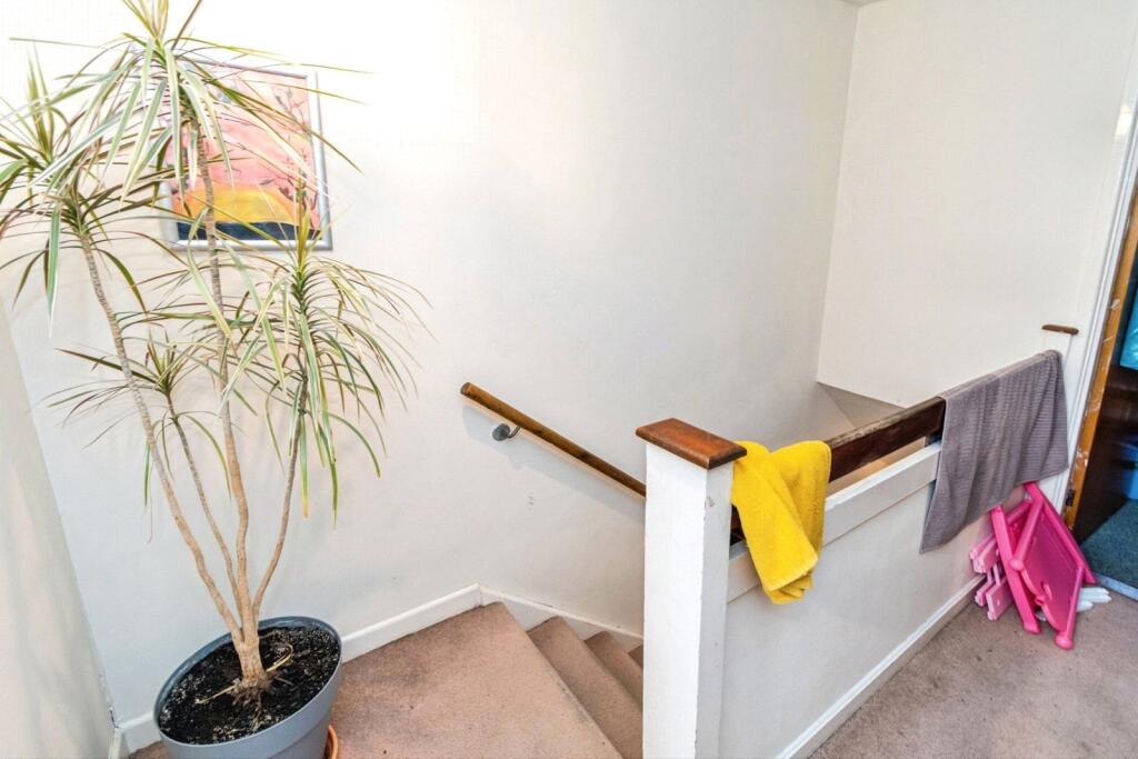 House in Southampton - View 5