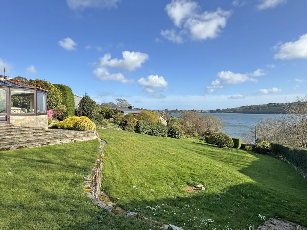 House in Truro, Feock - More