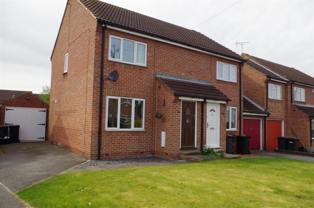 2-bed house on The Chase, Boroughbridge, York, £220,000