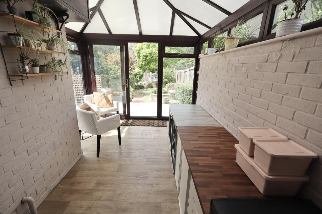 Coronation Road, Wells photo 5