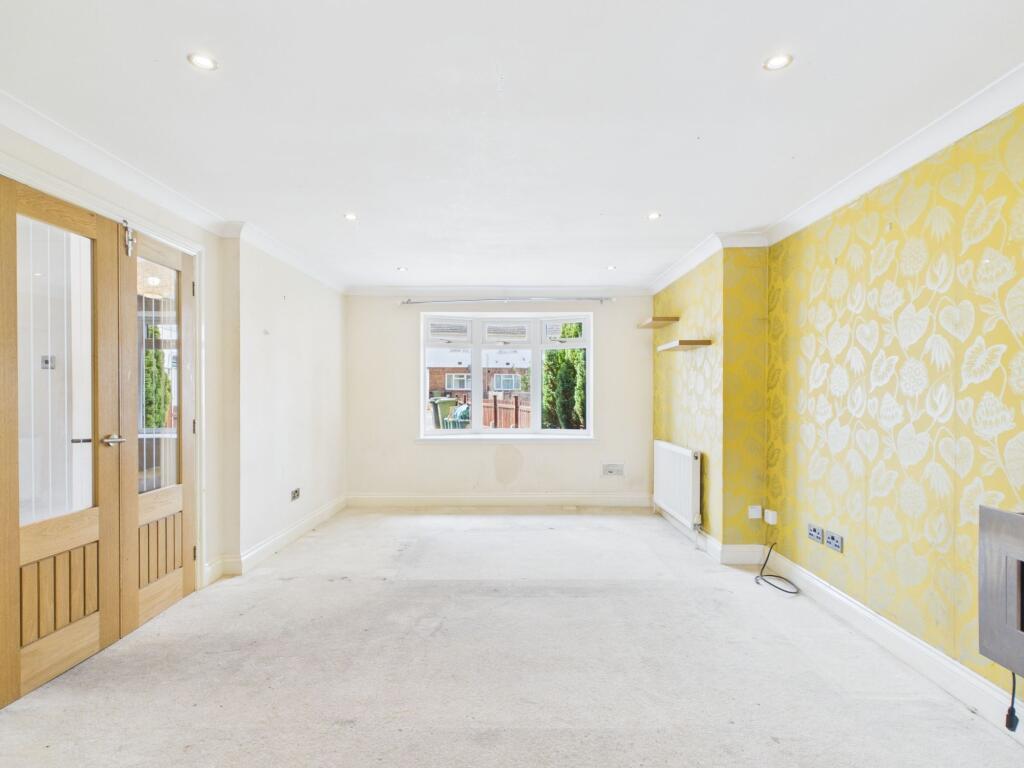 House in Theale, West Berkshire - View 2