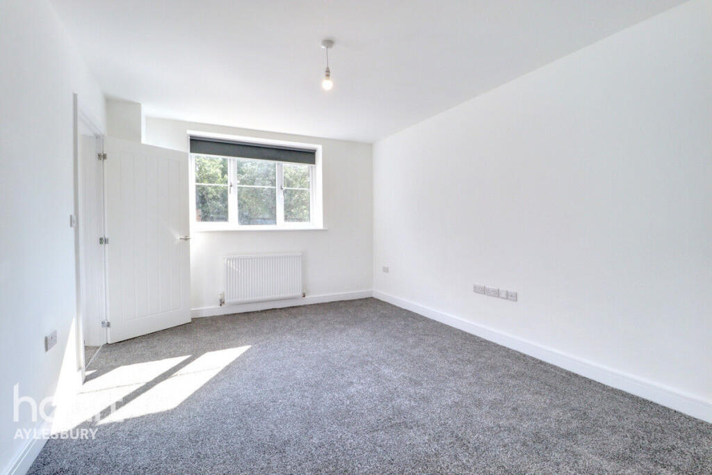Main image of property: Eighth Avenue, Aylesbury