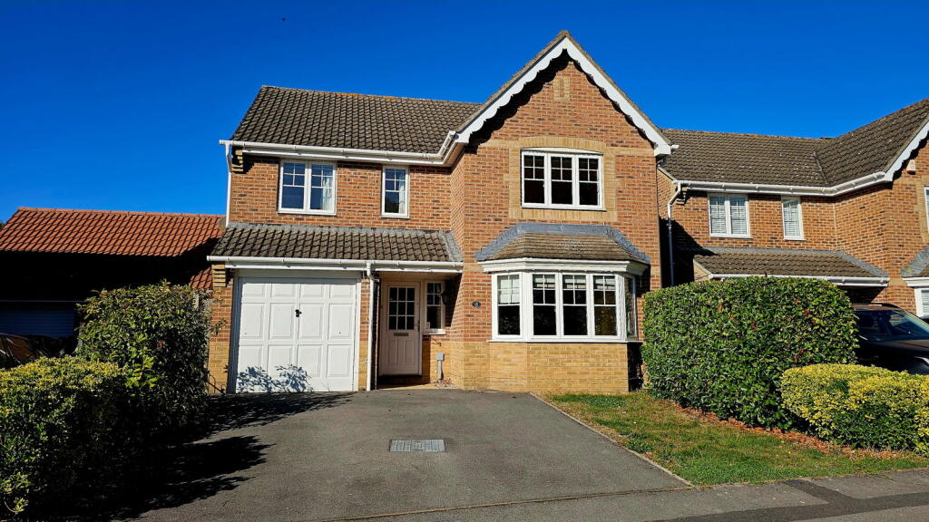 Main image of property: Bluebell Way, Thatcham, RG18 4BX