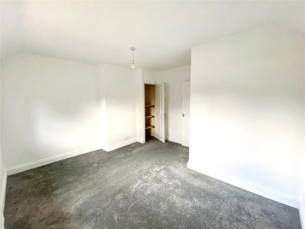House in Taunton - View 5
