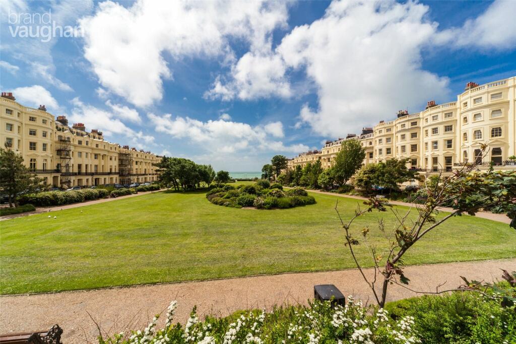Brunswick Square, Hove, BN3 photo 2
