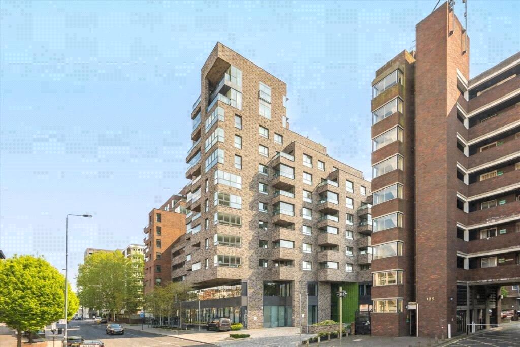 Apartment in London - View 5
