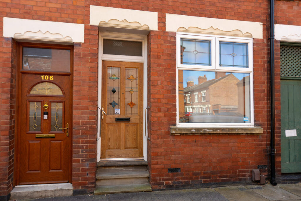 Main image of property: 108 Bosworth Street, Leicester LE3 5RD