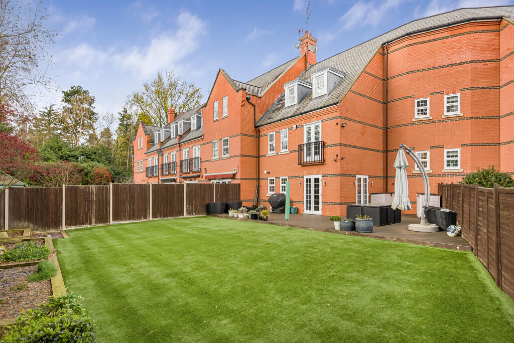 Additional image 11 of Boyes Crescent, London Colney, AL2