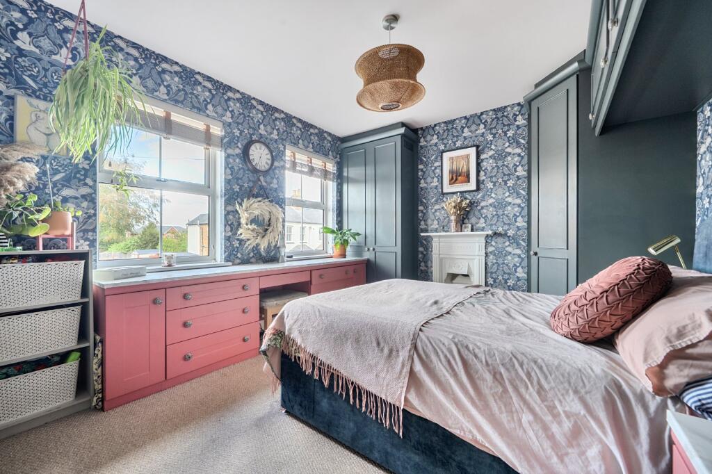 House in Slough, Burnham - View 5